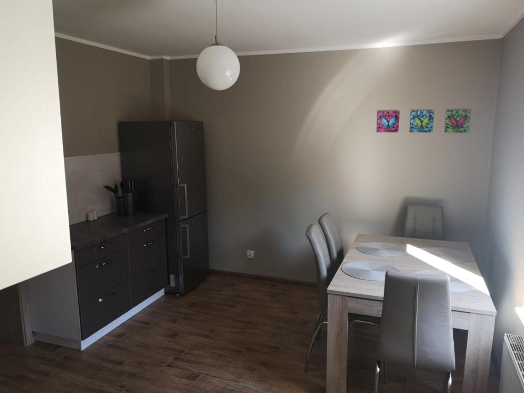 Samodzielne mieszkanie na parterze domu photo 2