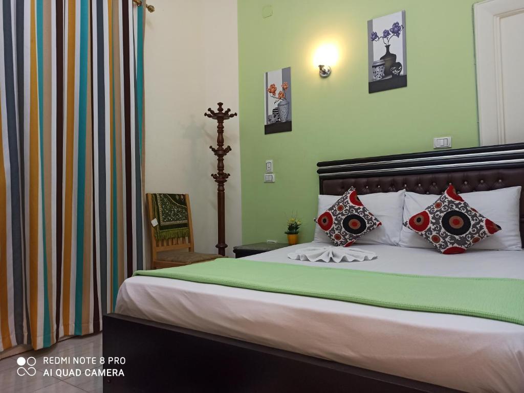 Одноместный (Одноместный номер с собственной ванной комнатой), Golden Star Hotel