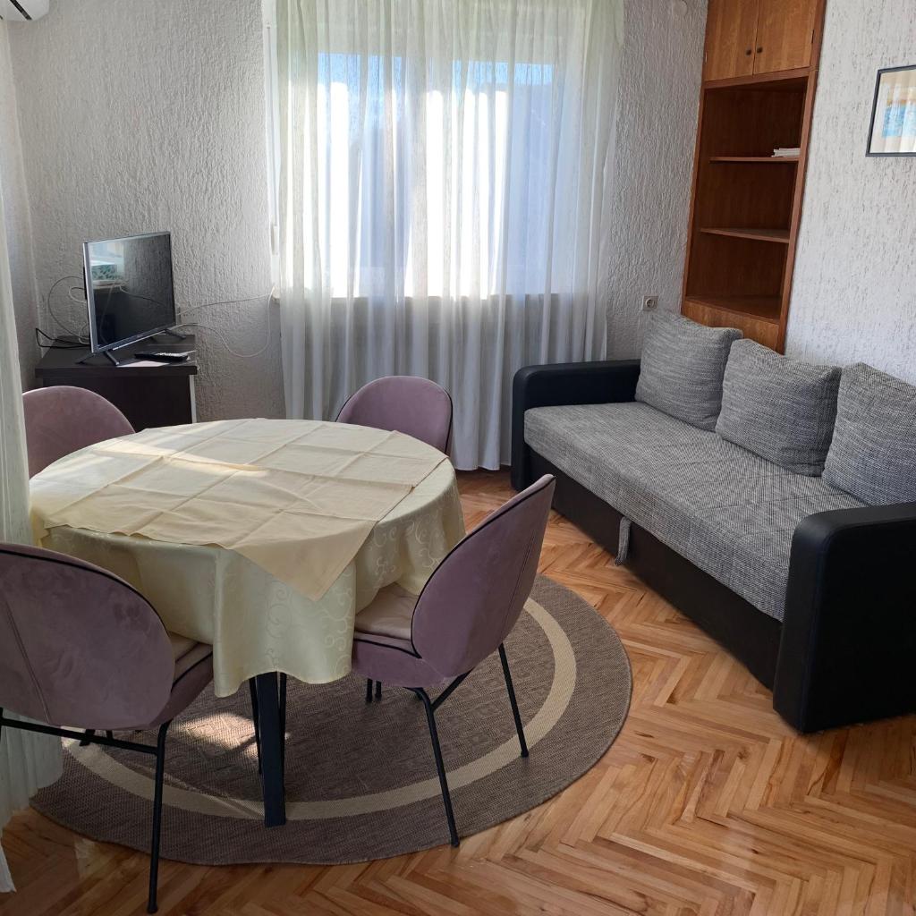 Apartment Lucija photo 2