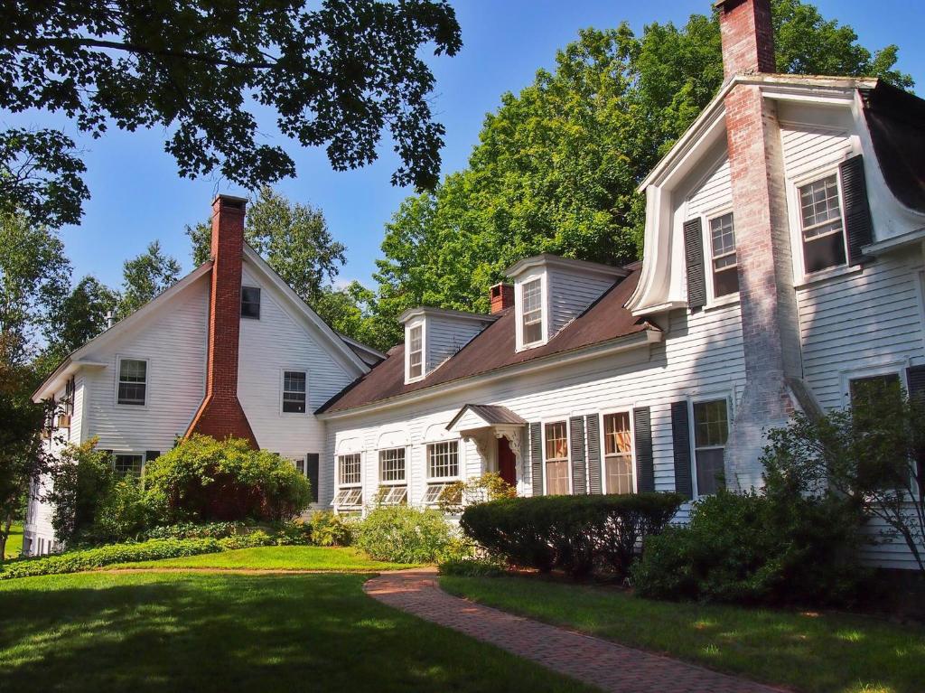 Admiral Peary Inn Bed & Breakfast image