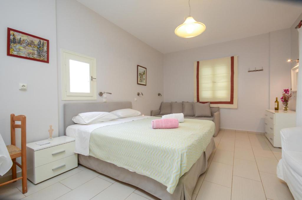 Ydreos Studios & Apartments photo 4