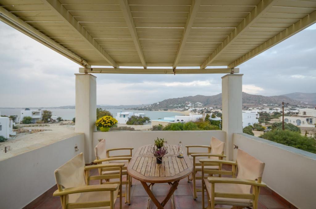 Ydreos Studios & Apartments photo 3