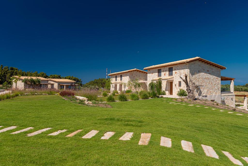 Mint Retreat Suites photo 4