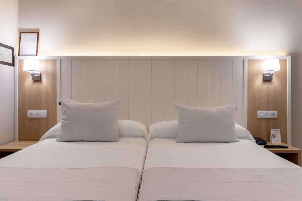 Hotel Artaza photo 3