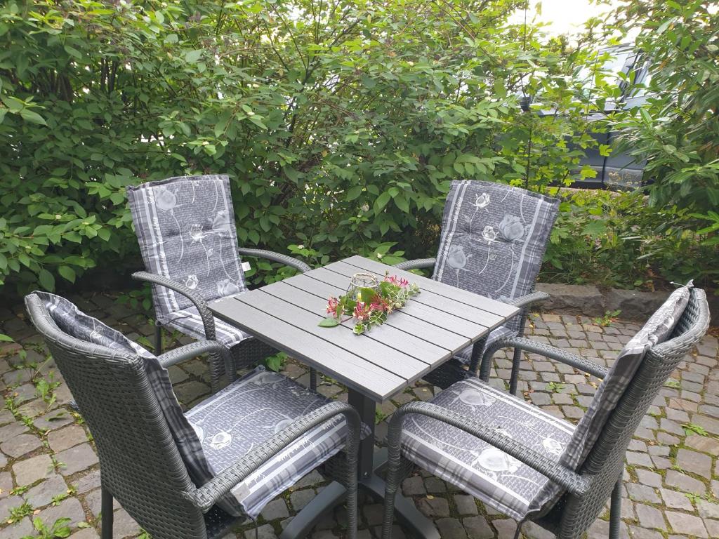 Neu Gemütliche Ferienhaus mit 3 Ferienwohnungen "Max " , " Leonore " und "Beatrice" photo 2
