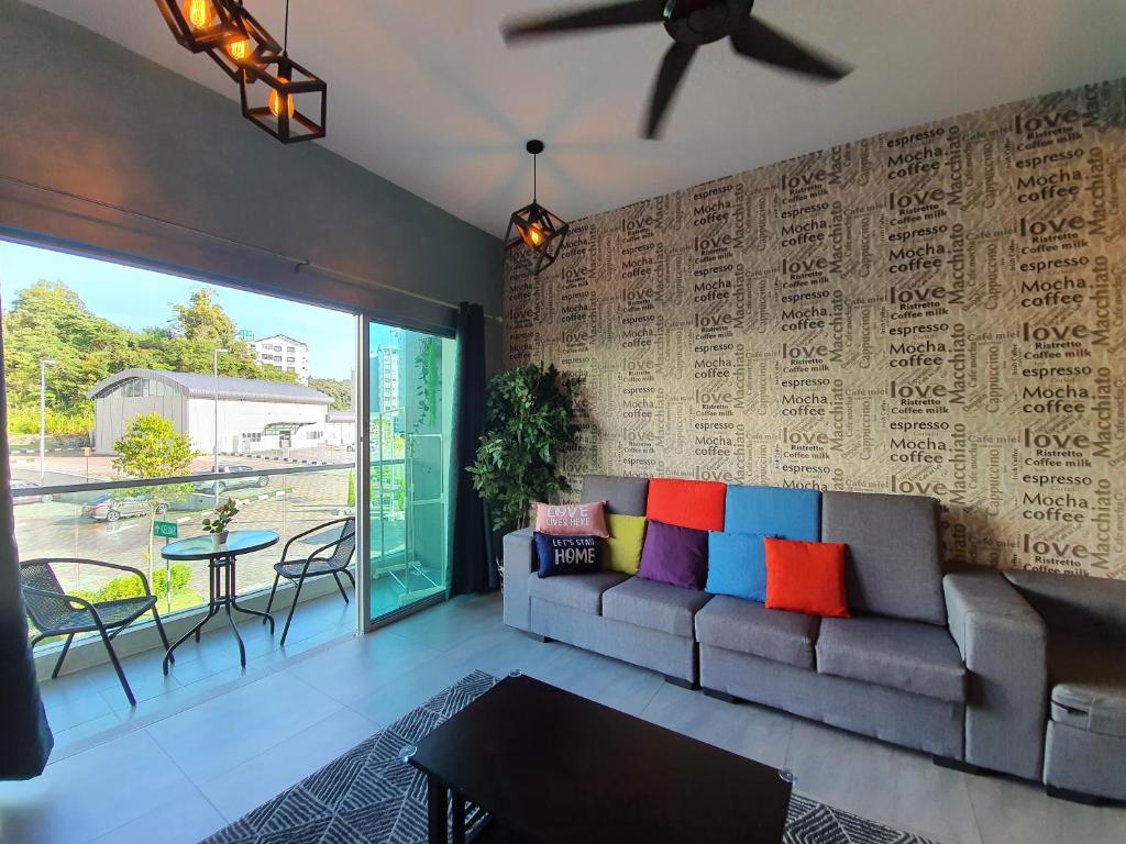 Cameron Mossy Home @ Quintet photo 4