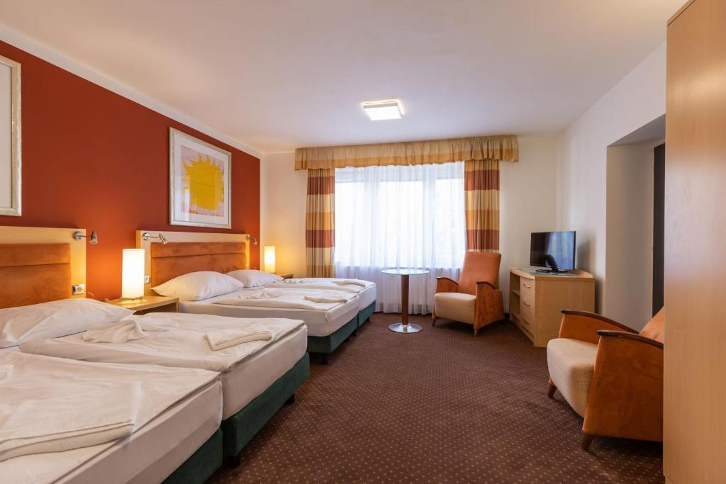Семейный (Семейный люкс с балконом), Wellness Hotel Subterra