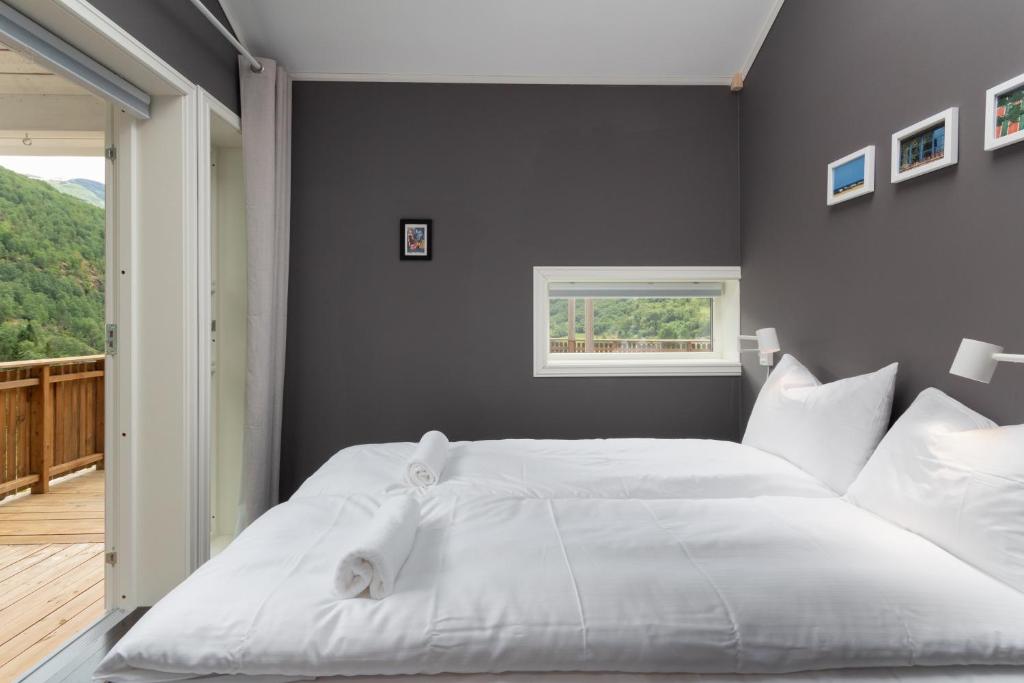 Panoramic terrace, huge rain shower and cosy lofts photo 2