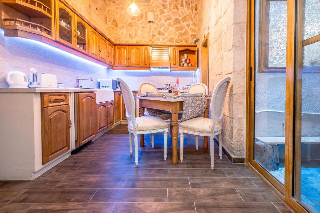 Kharmen A 1565s House with Seaviews photo 1