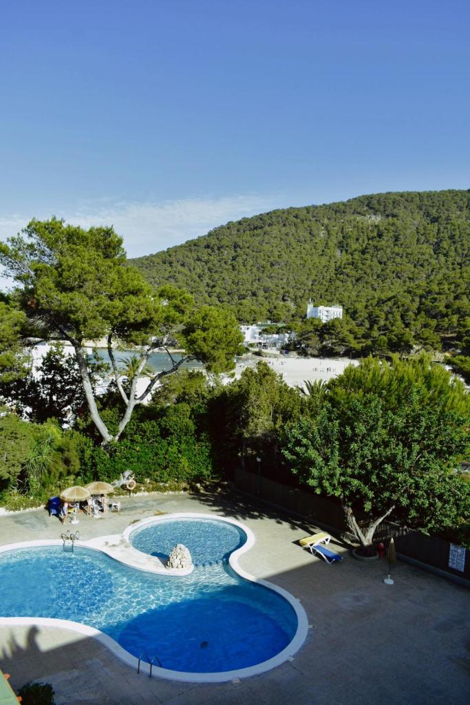 Apartamentos Cala LLonga Playa photo 2