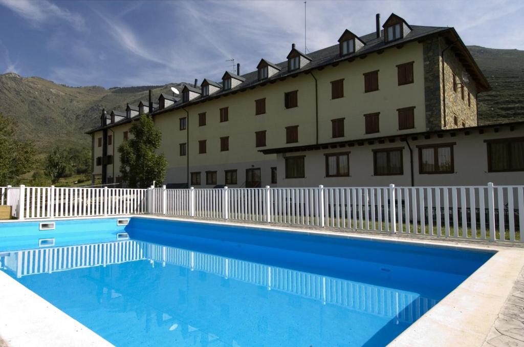 Hotel Romànic photo 1
