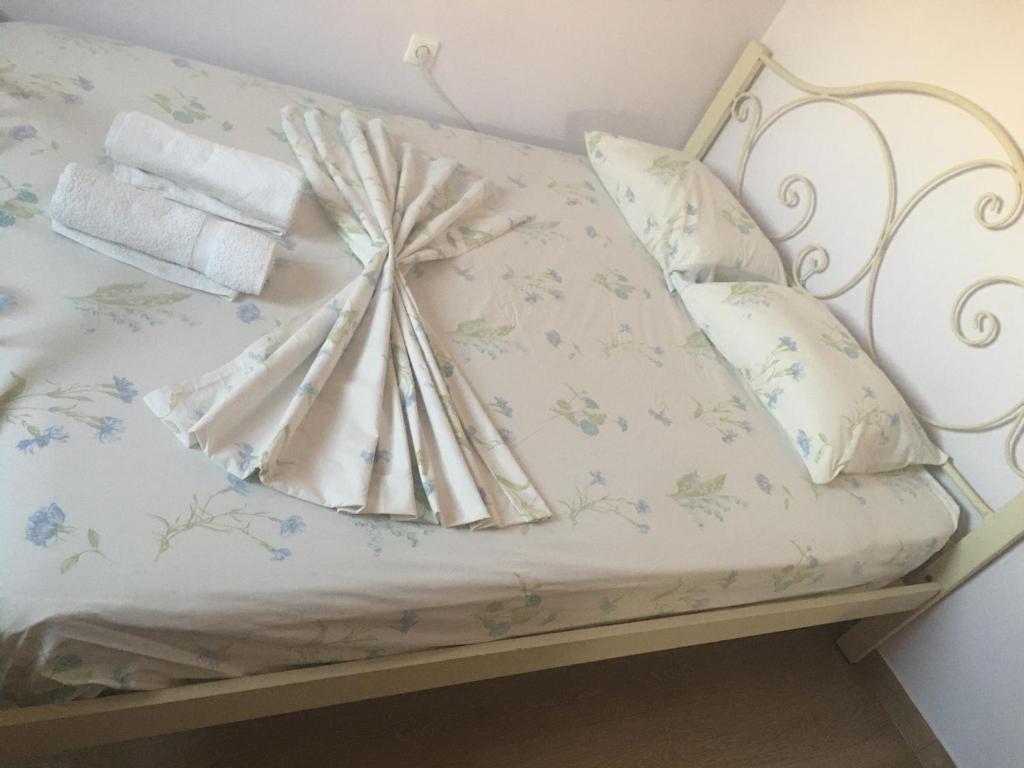 Centrally Located Private Rooms, Crete