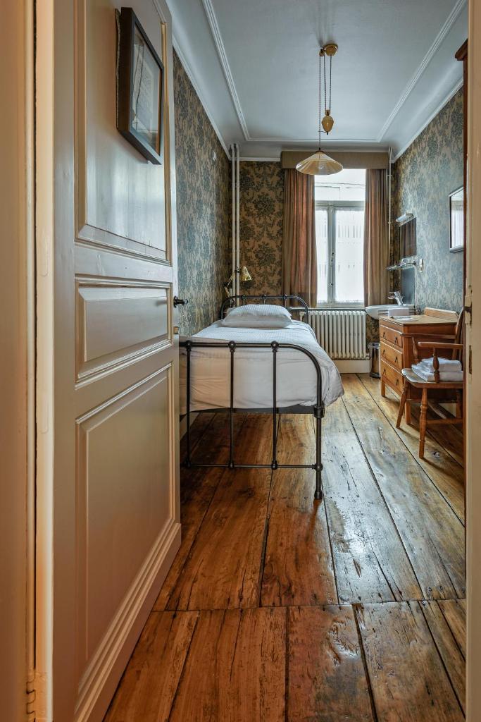 Talbot House photo 4