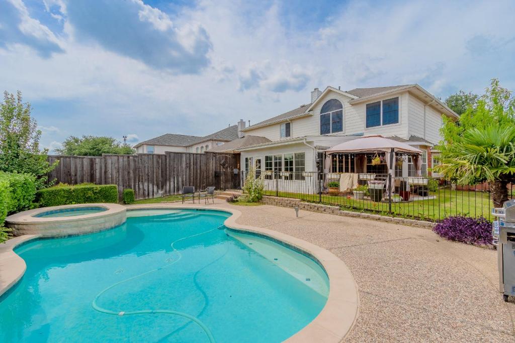 Frisco finest home, large, pool, no parties! image