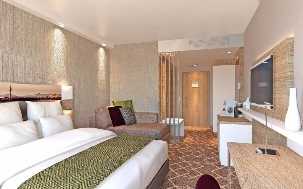 Двухместный (Стандартный номер с кроватью размера «king-size»), Holiday Inn Munich - City East, an IHG Hotel