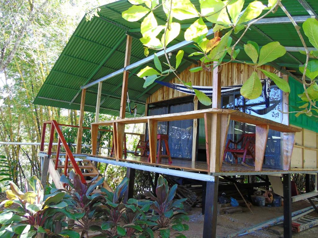 Bungalow with sea view photo 1