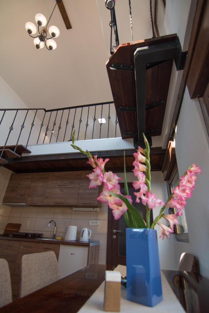 BRICK APARTMENT photo 4