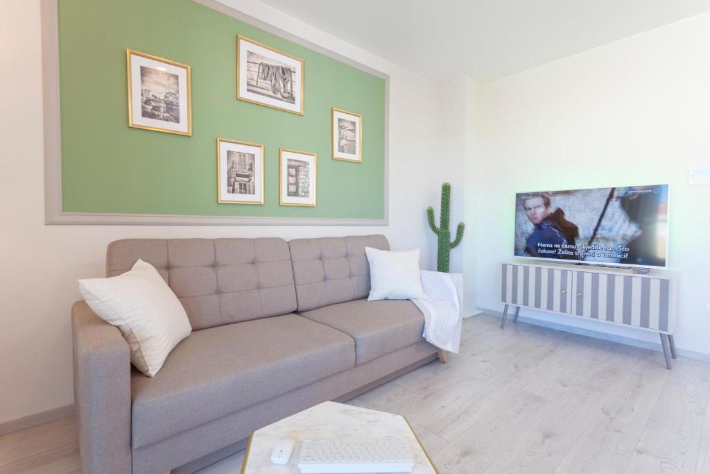 TINEL Boutique Apartment photo 1
