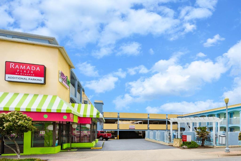 Ramada by Wyndham Virginia Beach photo 3