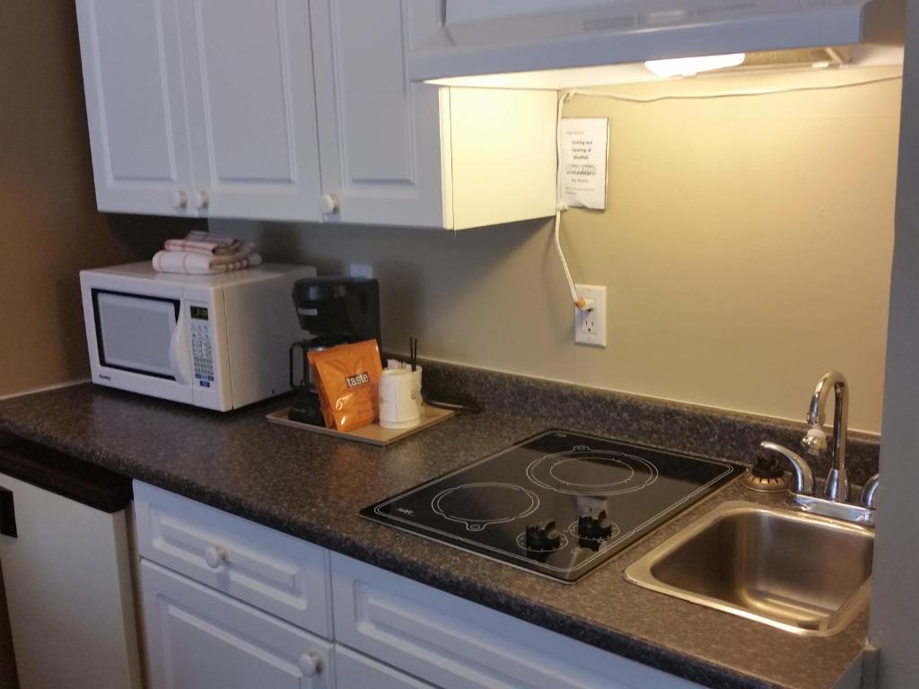 Days Inn by Wyndham Nanaimo photo 4