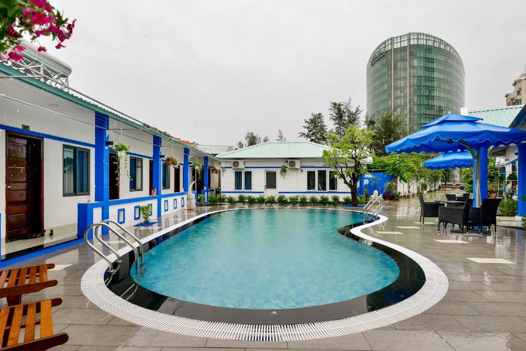 Трехместный (Трехместный номер с душем), La Vita Hotel