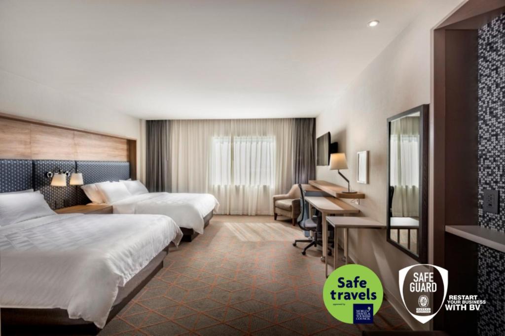 Holiday Inn & Suites - Aguascalientes, an IHG Hotel photo 2