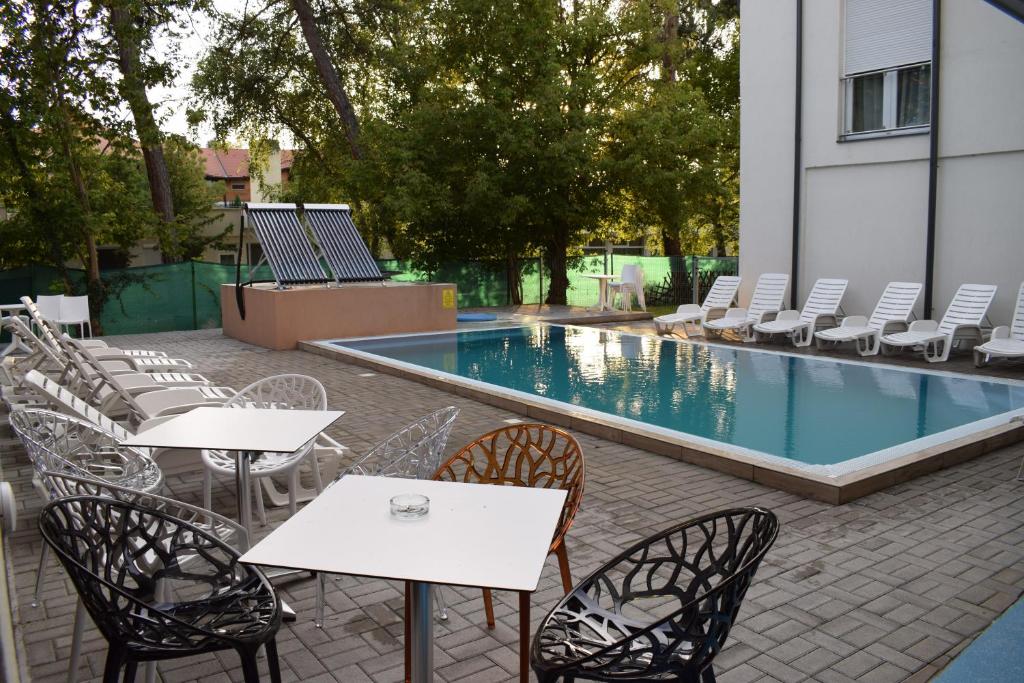 Lido Riviéra, Relux Apartman Balatonlelle photo 3