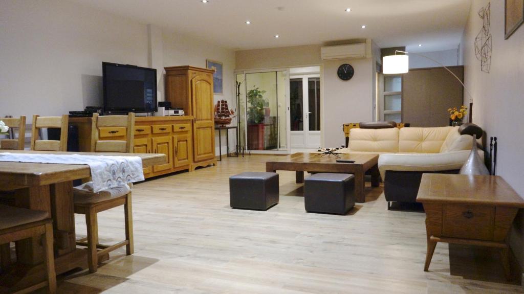 Cannes 250m2 - 8mn Walking distance Palais Festivals and Beach photo 4