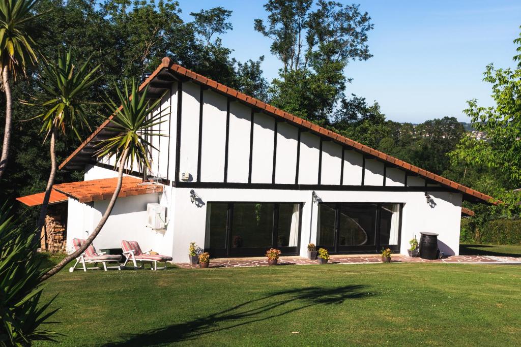 Villa Higer photo 2