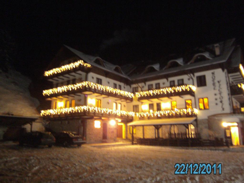Hotel Victoria photo 1
