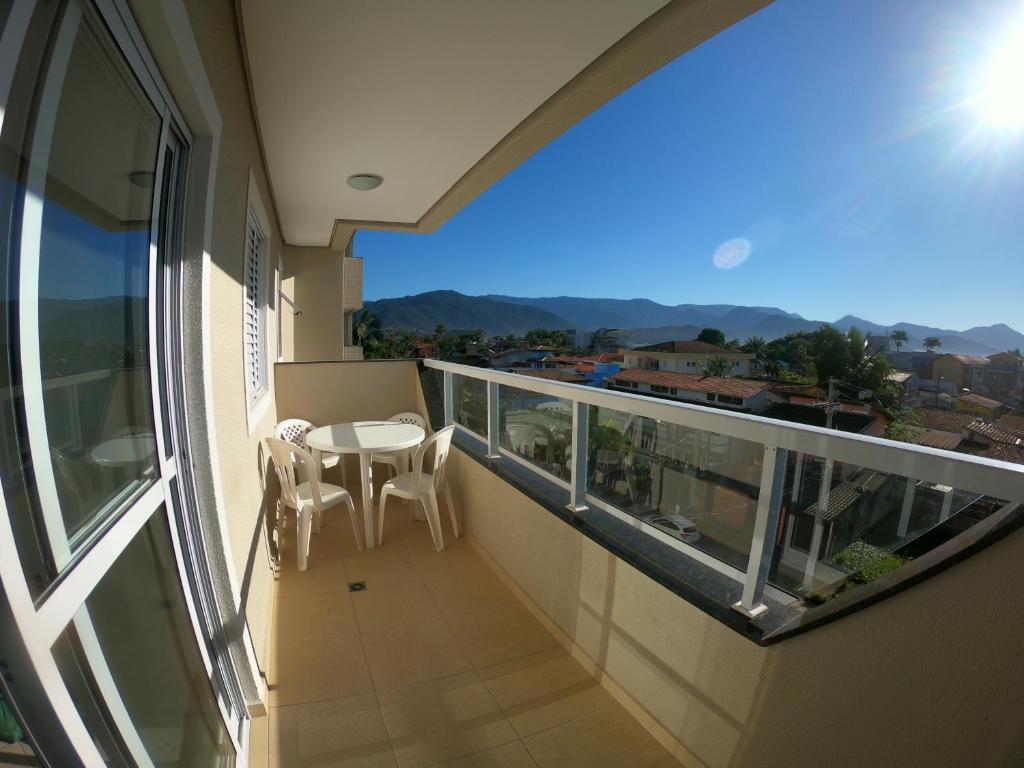 Beach House Itaguá Apartamento 1 - Em Ubatuba a 300m da orla mais charmosa, com excelente localização