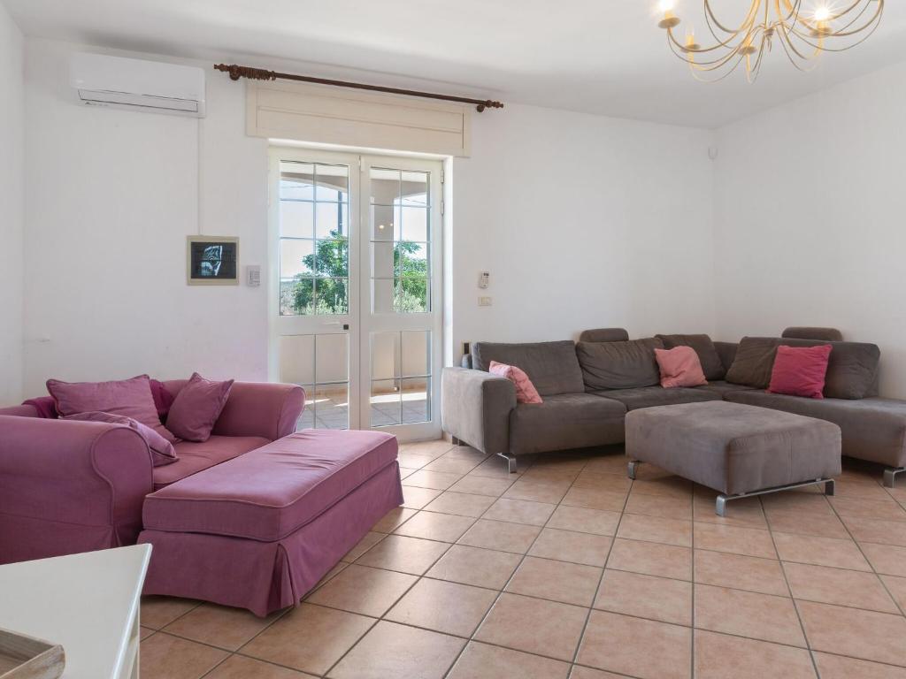 Belvilla by OYO Pool Villa Torre San Giovanni photo 4
