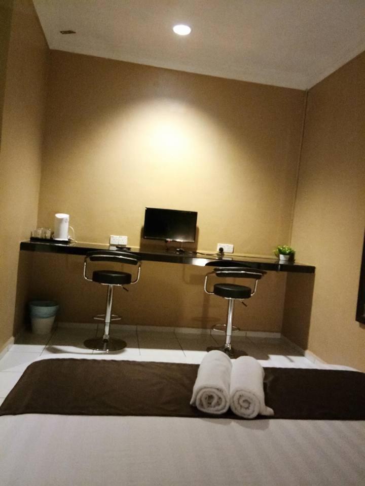 NDE Hotel photo 3