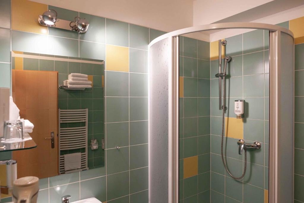 Equitana Hotel Resort Room Type - Twin Room