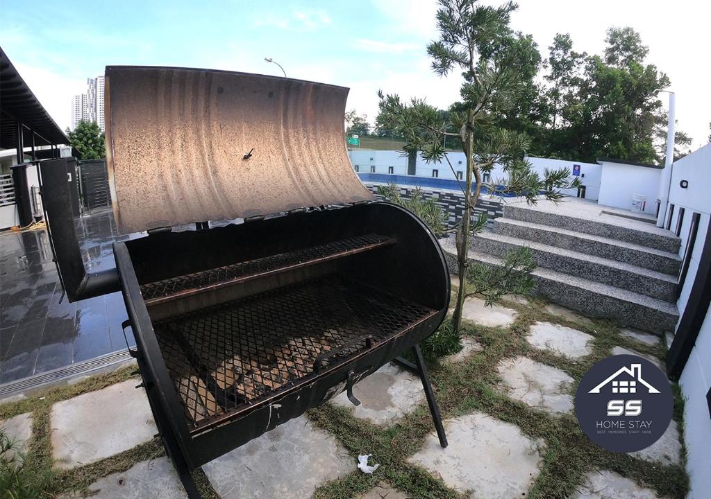 PRIVATE SWIMMING POOL/ KTV /BBQ /PARTY EVENT photo 4