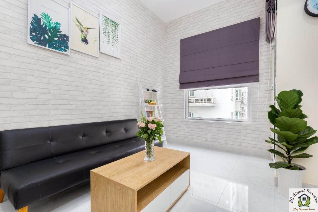 Can Ho Tan Son Nhat Airport