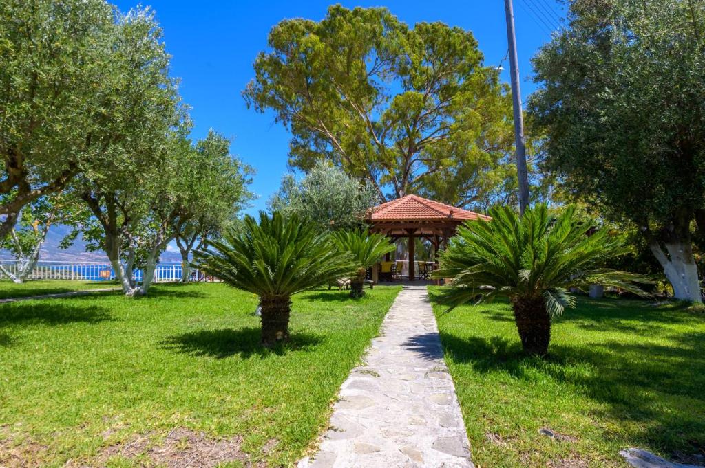 Zoumpouli Village photo 1