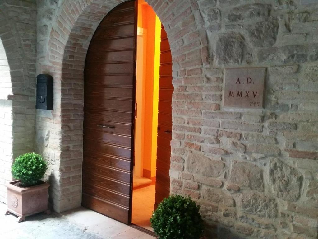 Diana House photo 1
