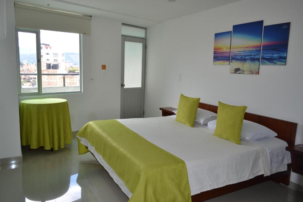 Hotel Milán photo 1