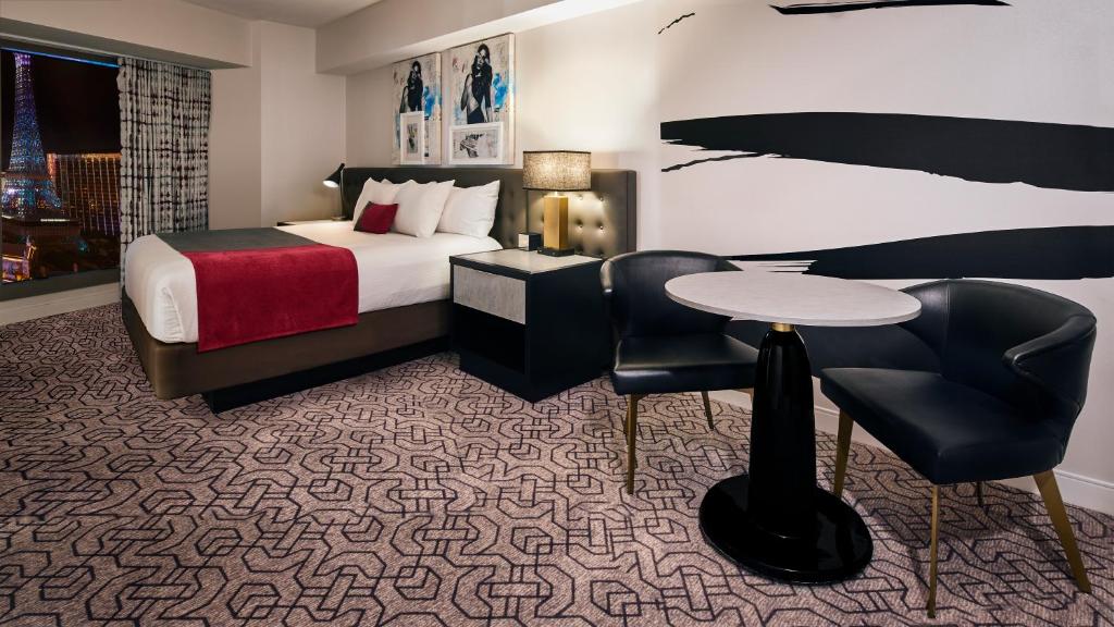 Двухместный (Люкс с кроватью размера «king-size» Ultra Hip Strip, для некурящих), Planet Hollywood Resort & Casino