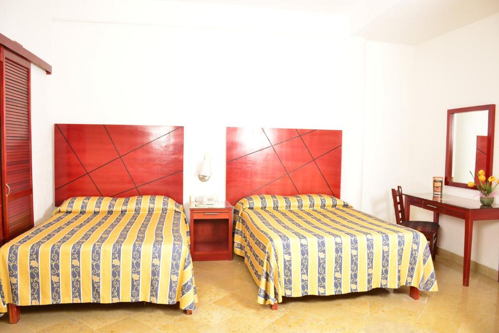 Hotel Paradise Inn photo 1