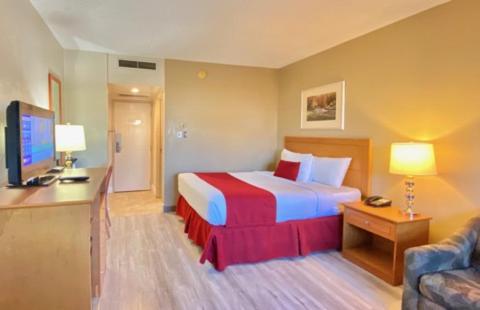 Travelodge by Wyndham Edmonton East photo 4