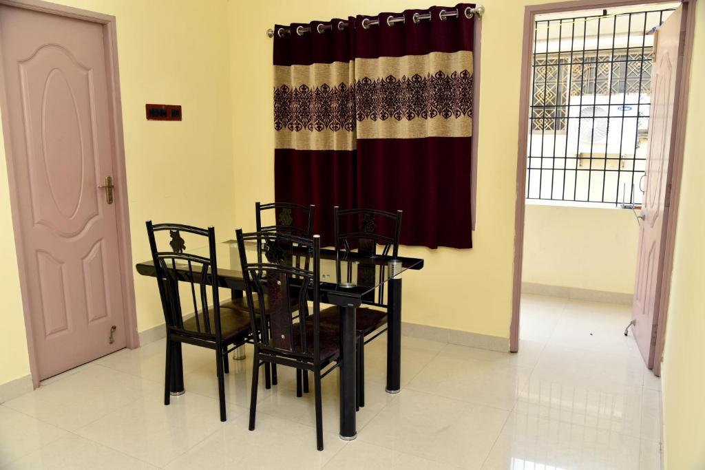 Апартаменты (Апартаменты с 2 спальнями), Sree Devi Niwas T Nagar