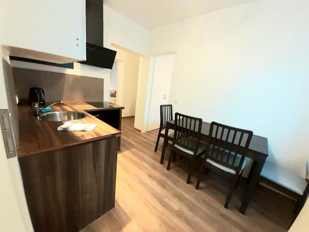 Modernes Apartment Metzingen 2 photo 4
