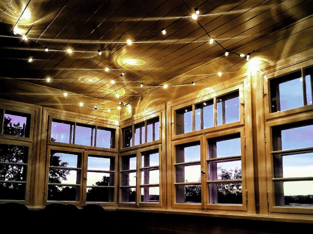 Castle Park Apartment with sunset veranda photo 1