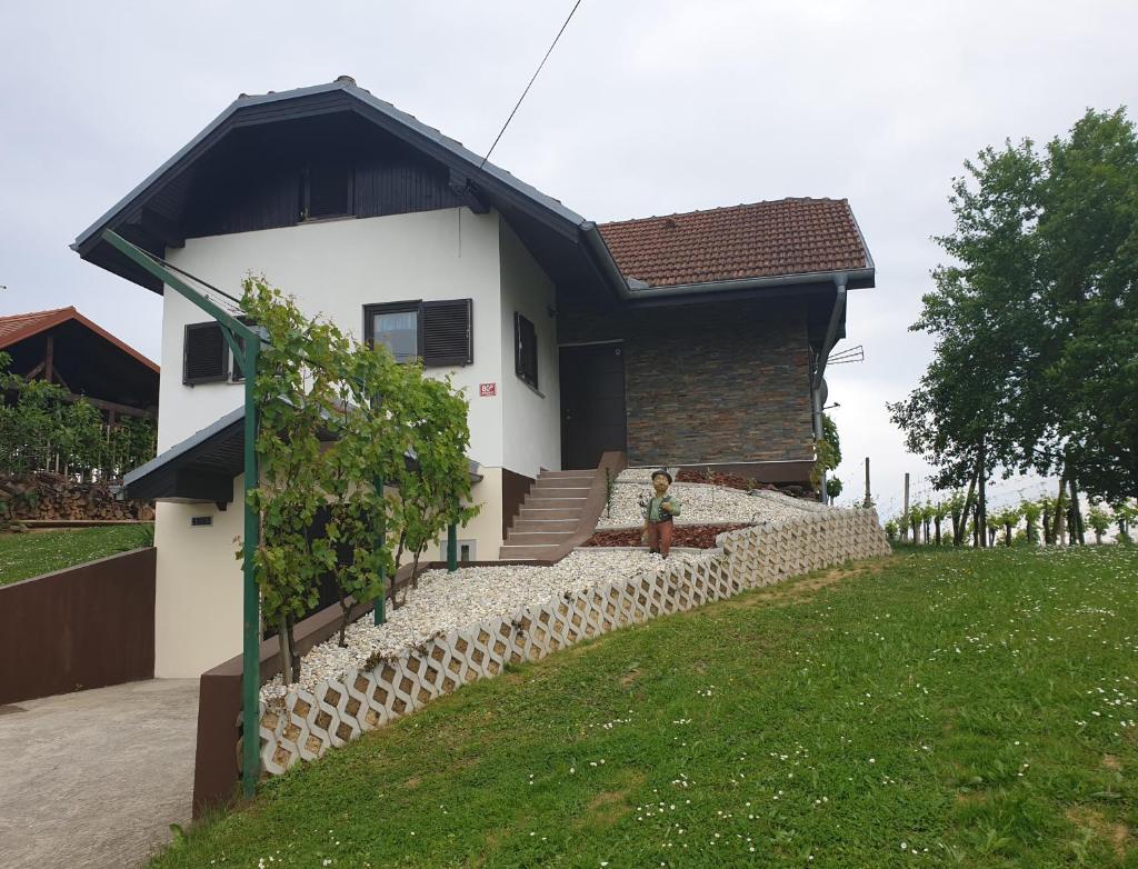 Zidanica Balantič photo 1