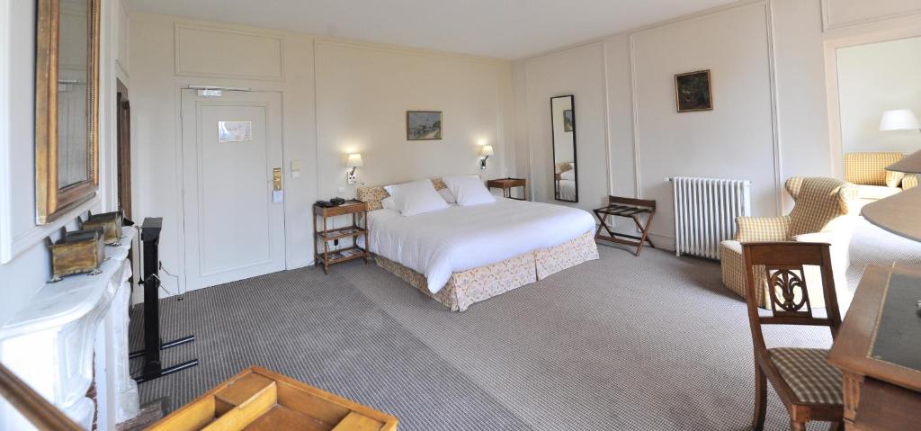 Сьюит (Семейный люкс с правом посещения спа-центра), Hôtel Villa Navarre - Les Collectionneurs