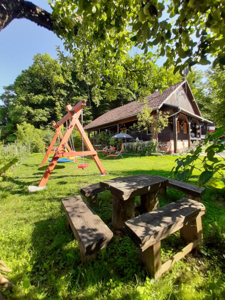 Kuća Viola, traditional wooden house in Tuhelj photo 1