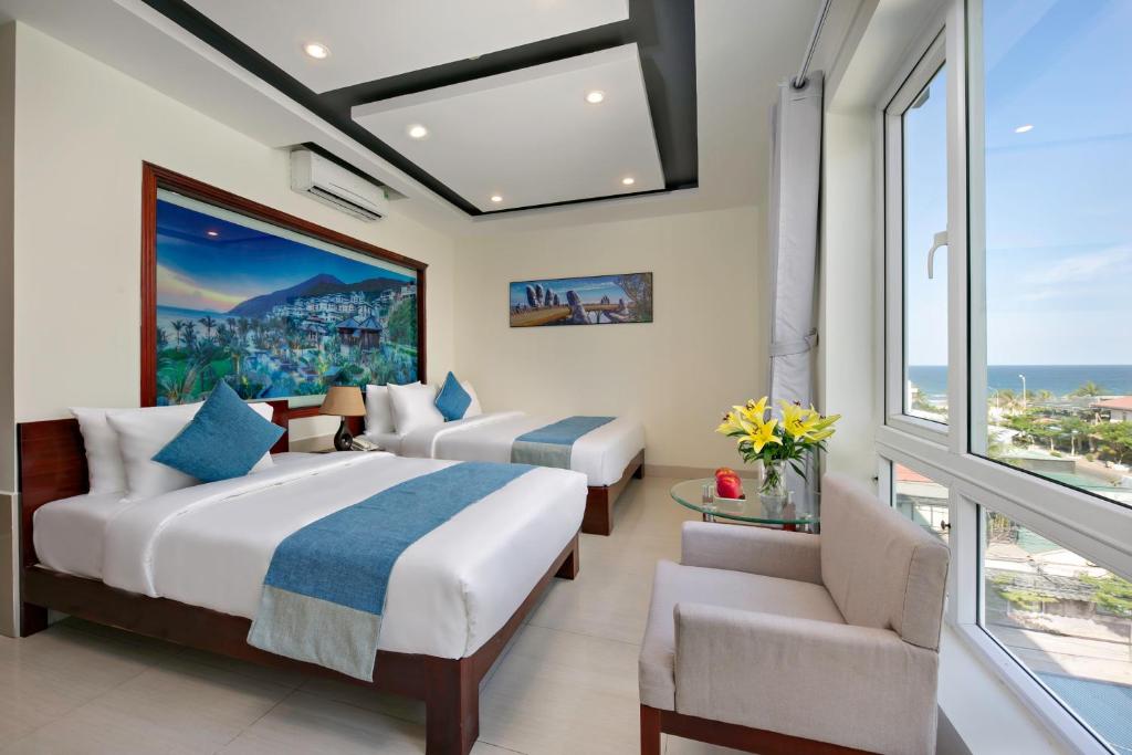 Трехместный (Трехместный номер Делюкс с ванной), Sea Wind Hotel