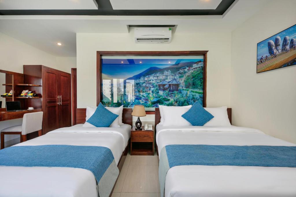 Трехместный (Трехместный номер Делюкс с ванной), Sea Wind Hotel